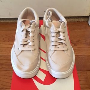 Nike Women’s GTS ‘16 TXT